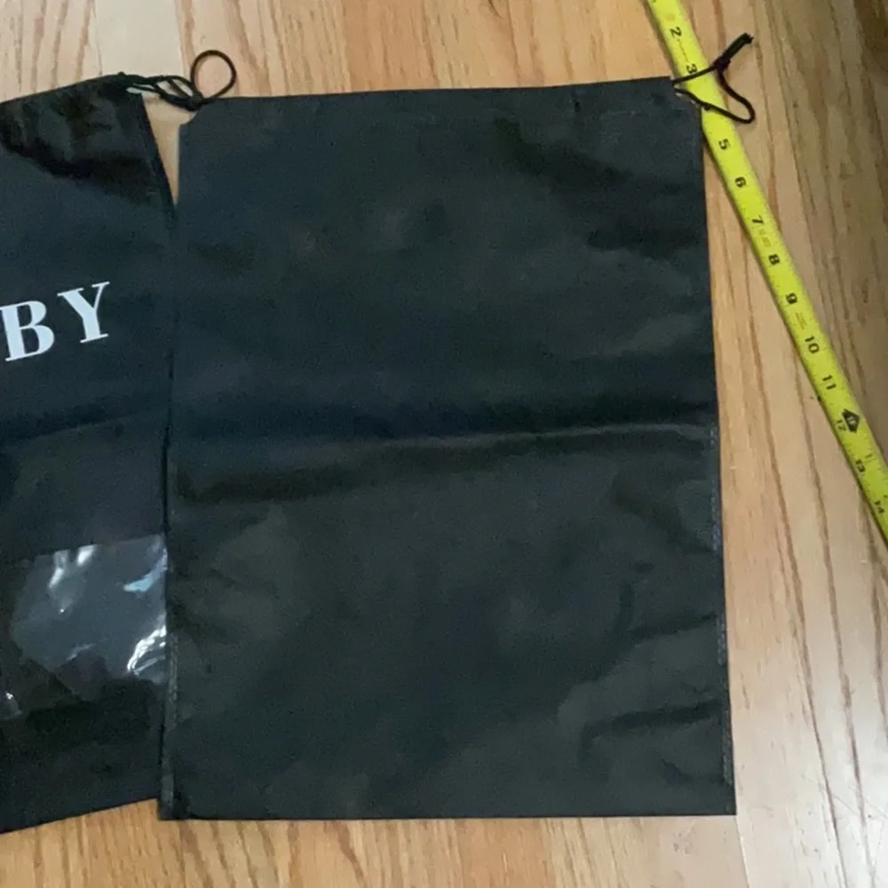 GATSBY Black Drawstring Travel Bag